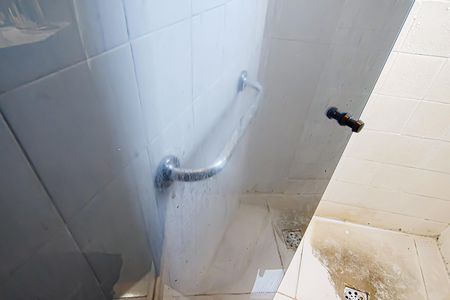 Apartamento para alugar com 143m², 4 quartos e 1 vaga Apartamento para alugar com 143m², 4 quartos e 1 vagaBanheiro Social