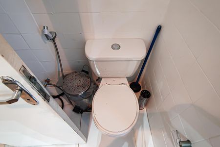 Apartamento para alugar com 143m², 4 quartos e 1 vaga Apartamento para alugar com 143m², 4 quartos e 1 vagaBanheiro Social