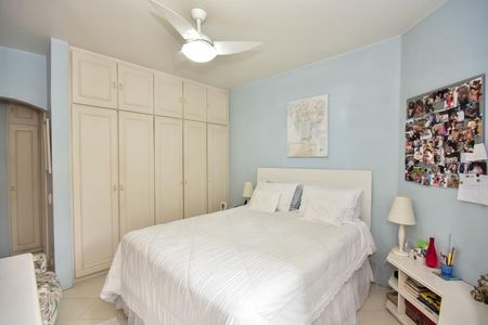 Apartamento à venda com 250m², 4 quartos e 4 vagasSuíte 3