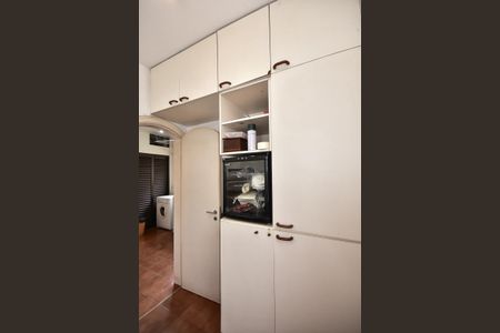 Apartamento à venda com 250m², 4 quartos e 4 vagasQuarto de Serviço