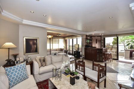 Apartamento à venda com 250m², 4 quartos e 4 vagasSala