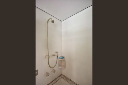 Apartamento à venda com 250m², 4 quartos e 4 vagasChuveiro do banheiro da Suíte 3