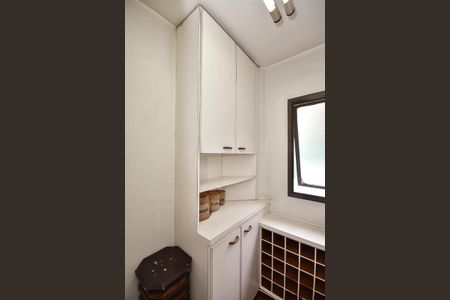 Apartamento à venda com 250m², 4 quartos e 4 vagasDespensa