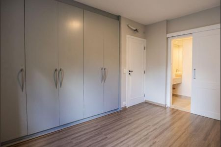 Apartamento à venda com 3 quartos, 137m² em Jardim Paulista, São Paulo