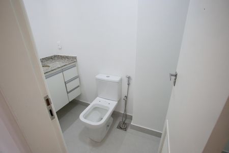 Apartamento à venda com 102m², 4 quartos e 1 vaga Apartamento à venda com 102m², 4 quartos e 1 vagaBanheiro Social