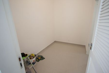 Apartamento à venda com 102m², 4 quartos e 1 vaga Apartamento à venda com 102m², 4 quartos e 1 vagaQuarto de Serviço