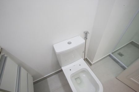 Apartamento à venda com 102m², 4 quartos e 1 vaga Apartamento à venda com 102m², 4 quartos e 1 vagaBanheiro Social