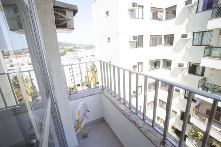 Apartamento à venda com 102m², 4 quartos e 1 vaga Apartamento à venda com 102m², 4 quartos e 1 vagaVaranda da Suíte