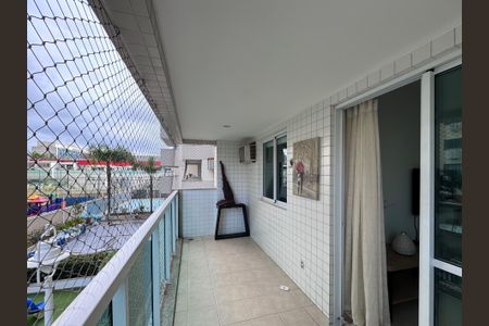 Apartamento à venda com 70m², 2 quartos e 1 vaga Apartamento à venda com 70m², 2 quartos e 1 vagaVaranda