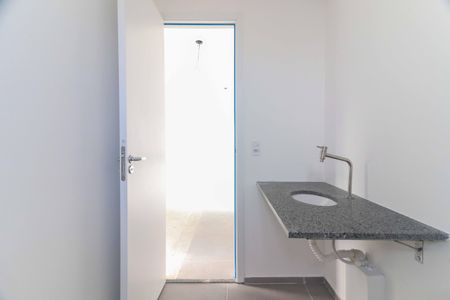 Apartamento à venda com 37m², 2 quartos e sem vaga Apartamento à venda com 37m², 2 quartos e sem vagaBanheiro