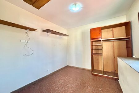 Casa à venda com 115m², 3 quartos e 3 vagas Casa à venda com 115m², 3 quartos e 3 vagasEdicula - Suite