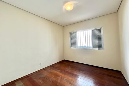 Casa à venda com 115m², 3 quartos e 3 vagas Casa à venda com 115m², 3 quartos e 3 vagasQuarto