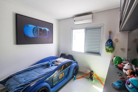 Casa de condomínio à venda com 500m², 4 quartos e 4 vagas Casa de condomínio à venda com 500m², 4 quartos e 4 vagasQuarto 2