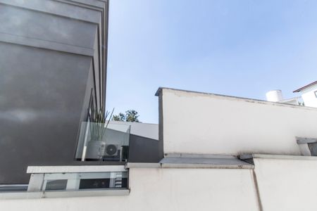 Casa de condomínio à venda com 500m², 4 quartos e 4 vagas Casa de condomínio à venda com 500m², 4 quartos e 4 vagasVista do Quarto 2