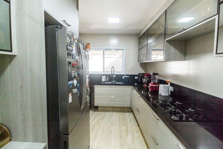 Casa de condomínio à venda com 500m², 4 quartos e 4 vagas Casa de condomínio à venda com 500m², 4 quartos e 4 vagasCozinha