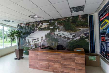 Casa de condomínio à venda com 500m², 4 quartos e 4 vagas Casa de condomínio à venda com 500m², 4 quartos e 4 vagasÁrea comum