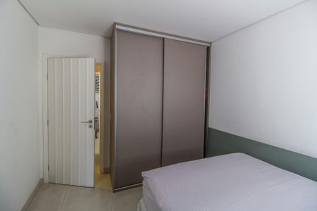 Casa de condomínio à venda com 500m², 4 quartos e 4 vagas Casa de condomínio à venda com 500m², 4 quartos e 4 vagasSuíte 2