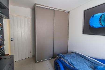 Casa de condomínio à venda com 500m², 4 quartos e 4 vagas Casa de condomínio à venda com 500m², 4 quartos e 4 vagasQuarto 2