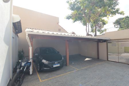 Casa de condomínio à venda com 64m², 2 quartos e 1 vagaGaragem