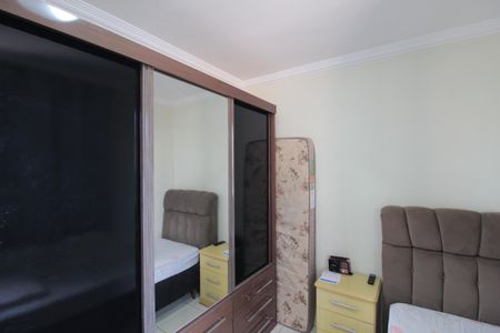 Casa de condomínio à venda com 64m², 2 quartos e 1 vagaQuarto 2