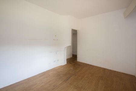 Casa à venda com 1000m², 4 quartos e 3 vagas Casa à venda com 1000m², 4 quartos e 3 vagasQuarto 2