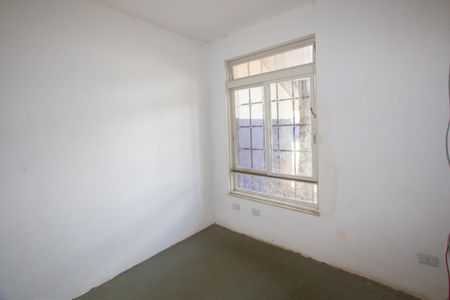 Casa à venda com 1000m², 4 quartos e 3 vagas Casa à venda com 1000m², 4 quartos e 3 vagasQuarto 1