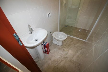 Casa de condomínio para alugar com 55m², 2 quartos e 1 vagaBanheiro Social