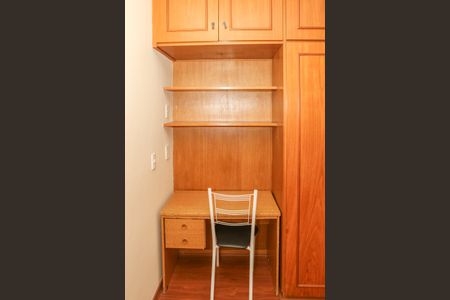 Apartamento para alugar com 120m², 3 quartos e 2 vagas Apartamento para alugar com 120m², 3 quartos e 2 vagasQuarto 2