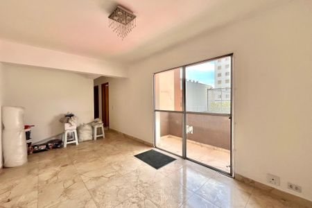 Apartamento à venda com 56m², 2 quartos e 1 vaga Apartamento à venda com 56m², 2 quartos e 1 vagaSala