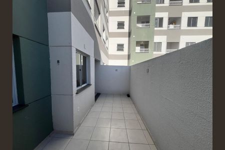 Apartamento para alugar com 43m², 2 quartos e sem vagaQuintal