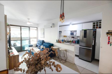Apartamento à venda com 80m², 3 quartos e 1 vagaSala
