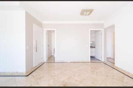 Apartamento para alugar com 96m², 3 quartos e 2 vagas Apartamento para alugar com 96m², 3 quartos e 2 vagasSala