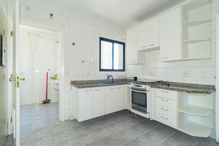 Apartamento para alugar com 96m², 3 quartos e 2 vagas Apartamento para alugar com 96m², 3 quartos e 2 vagasCozinha
