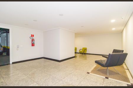Apartamento para alugar com 96m², 3 quartos e 2 vagas Apartamento para alugar com 96m², 3 quartos e 2 vagasHall social