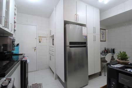 Apartamento à venda com 108m², 3 quartos e 3 vagasCozinha