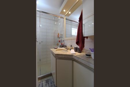 Apartamento à venda com 108m², 3 quartos e 3 vagasBanheiro Social