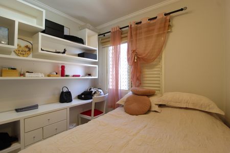 Apartamento à venda com 108m², 3 quartos e 3 vagasQuarto 2