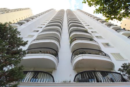 Apartamento à venda com 108m², 3 quartos e 3 vagasFachada do Prédio