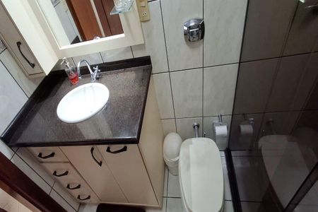Casa para alugar com 300m², 3 quartos e 3 vagas Casa para alugar com 300m², 3 quartos e 3 vagasBanheiro 1