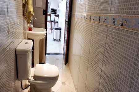 Casa para alugar com 300m², 3 quartos e 3 vagas Casa para alugar com 300m², 3 quartos e 3 vagasBanheiro de Serviço
