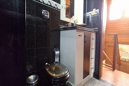 Casa para alugar com 300m², 3 quartos e 3 vagas Casa para alugar com 300m², 3 quartos e 3 vagasBanheiro 2