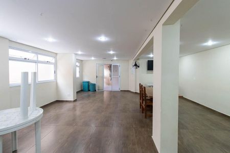 Apartamento para alugar com 60m², 3 quartos e 1 vagaÁrea comum - Salão de festas