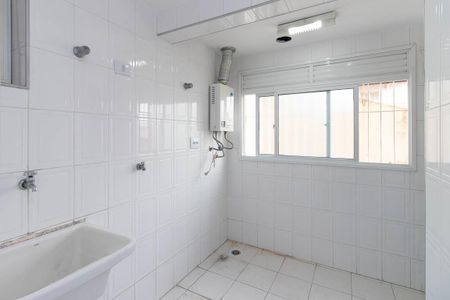 Apartamento para alugar com 60m², 3 quartos e 1 vagaÁrea de Serviço