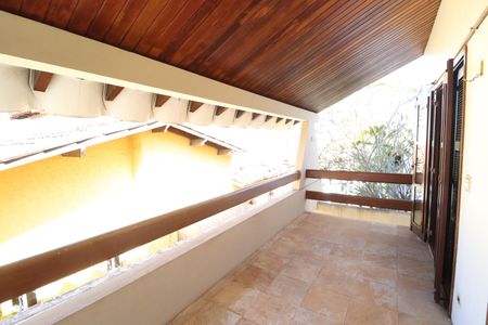 Casa para alugar com 550m², 4 quartos e 9 vagasSacada Suíte 2