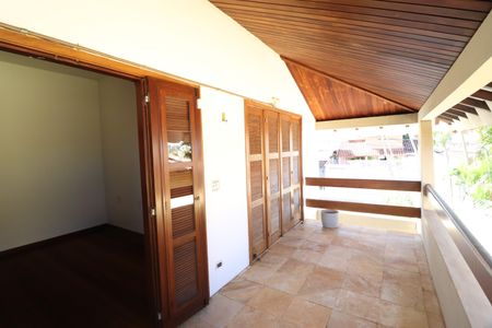 Casa para alugar com 550m², 4 quartos e 9 vagasSacada Suíte 2