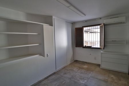 Casa para alugar com 550m², 4 quartos e 9 vagasSuíte 1