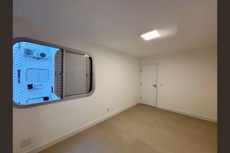 Apartamento à venda com 150m², 3 quartos e 2 vagasSuíte