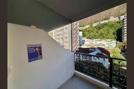 Apartamento à venda com 150m², 3 quartos e 2 vagasPlaca