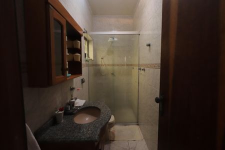 Casa à venda com 450m², 7 quartos e 3 vagasBanheiro 2