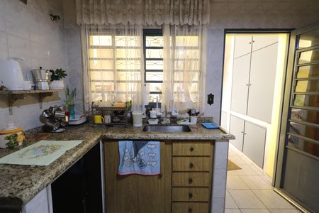 Casa à venda com 450m², 7 quartos e 3 vagasCozinha